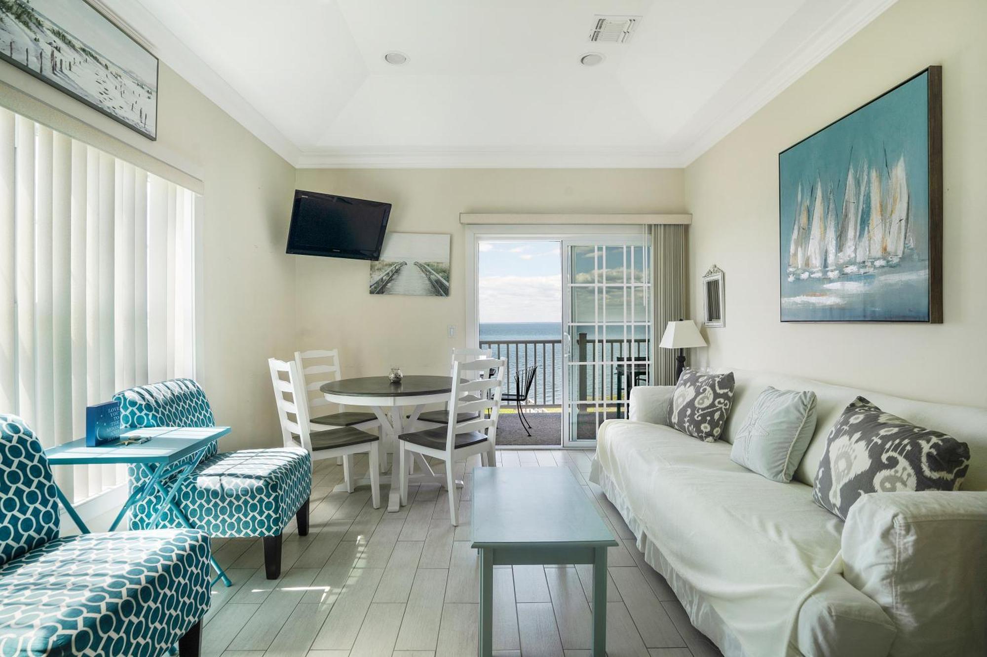 The Cliffside Resort Condominiums Greenport Exterior photo