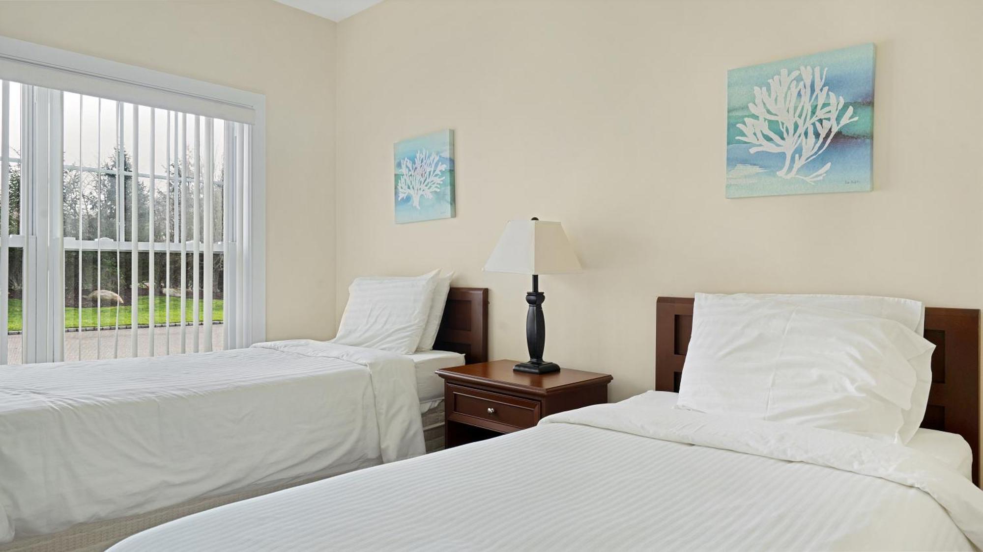The Cliffside Resort Condominiums Greenport Exterior photo